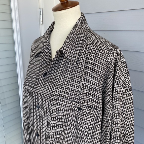 Visitor Men XL Silk Shirt Short Sleeve Button-Down Grey Black Collared Plaid - Picture 11 of 13